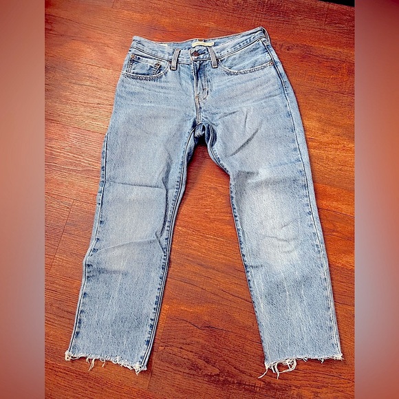 Levis Women Middy Straight Jeans, Washed Black, Size W26, red tab, zip fly - Picture 1 of 14